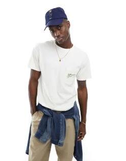 Abercrombie & Fitch Yellowstone River Pocket And Back Print T-shirt In Off White For Men -Abercrombie and Fitch Fashion Shop 206243765 4