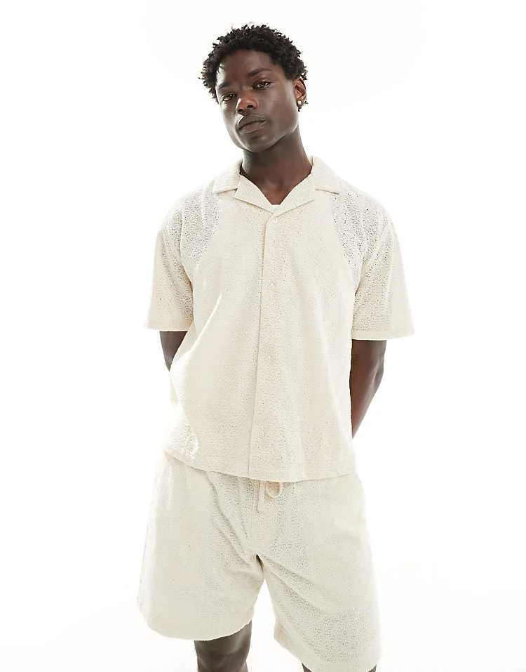 Abercrombie & Fitch Relaxed Fit Set In Cream Co-ord 4 Abercrombie & Fitch Relaxed Fit Set In Cream Co-ord - Image 2