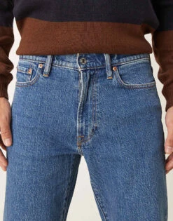 Abercrombie & Fitch 90s Straight Fit Jeans In Mid Wash For Men -Abercrombie and Fitch Fashion Shop 207327239 5