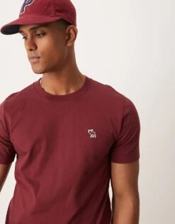 Abercrombie & Fitch Elevated Icon Logo T-shirt In Burgundy For Men -Abercrombie and Fitch Fashion Shop 207327556 3