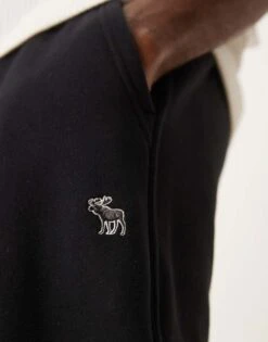 Abercrombie & Fitch Elevated Icon Relaxed Jogger In Black For Men -Abercrombie and Fitch Fashion Shop 207327780 4
