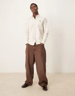 Abercrombie & Fitch Icon Logo Oxford Shirt In Beige For Men -Abercrombie and Fitch Fashion Shop 207327796 4