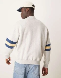 Abercrombie & Fitch Motif Fleece Top In Grey Multi For Men -Abercrombie and Fitch Fashion Shop 207839927 2