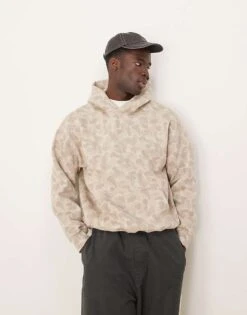 Abercrombie & Fitch Essentials Hoodie In Beige Camo Print For Men -Abercrombie and Fitch Fashion Shop 207840742 3