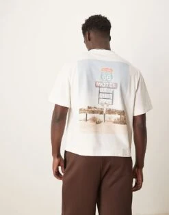 Abercrombie & Fitch Cropped Motif Back Print T-shirt In White For Men Cannoli Cream -Abercrombie and Fitch Fashion Shop 207886315 1 cannolicream 1