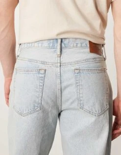 Abercrombie & Fitch Straight Leg Jeans In Bleach Blue Wash For Men Light -Abercrombie and Fitch Fashion Shop 207886646 4