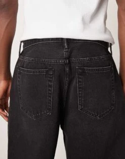 Abercrombie & Fitch Loose Denim Shorts In Black Wash For Men -Abercrombie and Fitch Fashion Shop 207966613 5